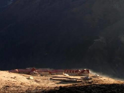 Mountain Lodges Of Nepal - Kongde Buitenkant foto